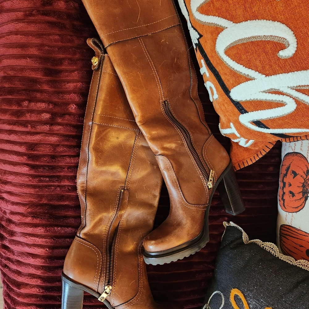 Tory Burch Boots